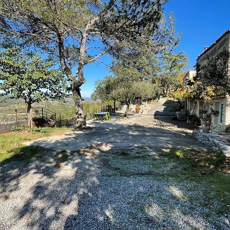 Le Castellas - Gite En Pleine Nature Montmirat Εξωτερικό φωτογραφία