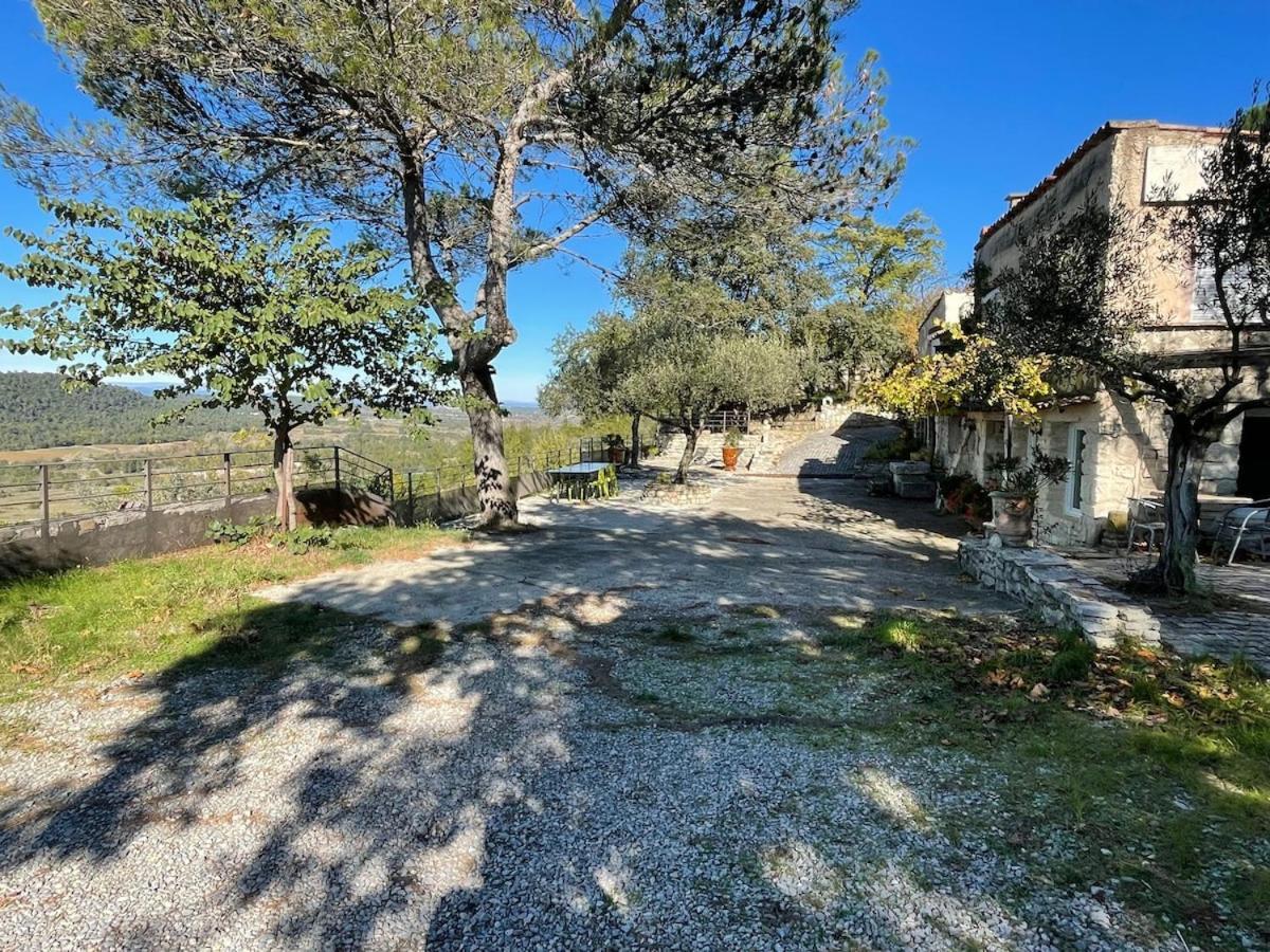 Le Castellas - Gite En Pleine Nature Montmirat Εξωτερικό φωτογραφία
