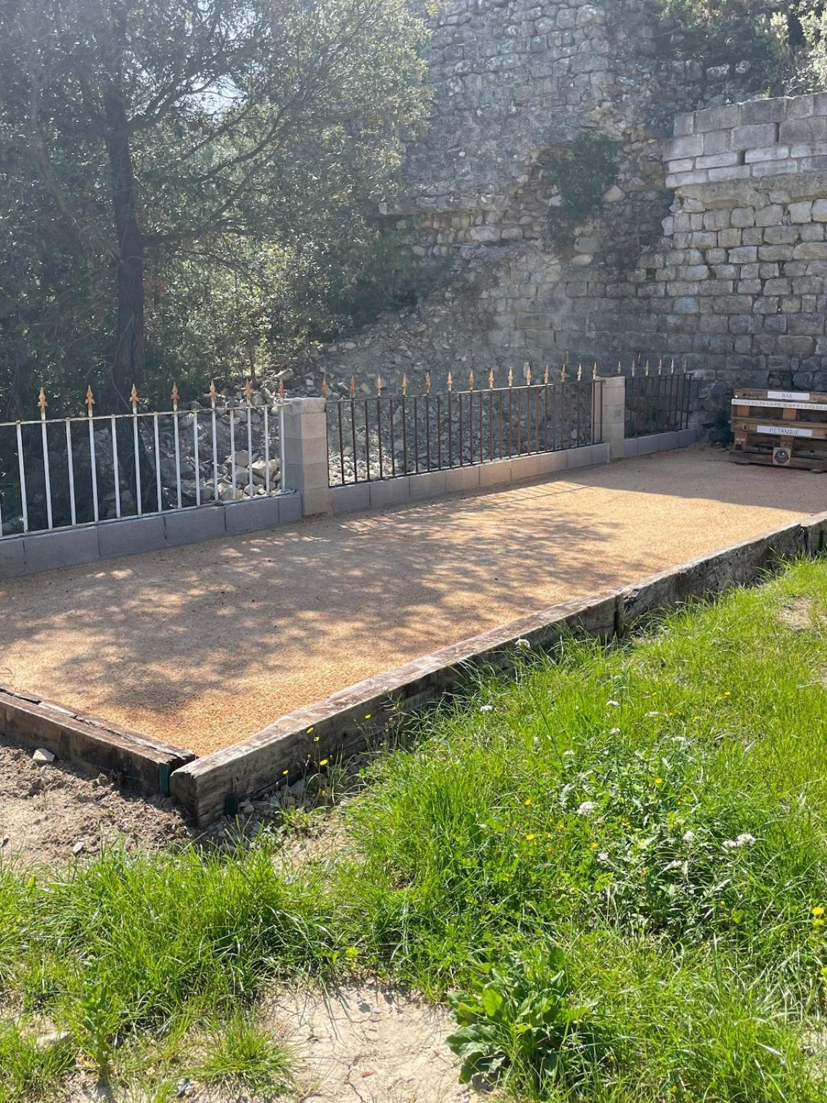 Le Castellas - Gite En Pleine Nature Montmirat Εξωτερικό φωτογραφία